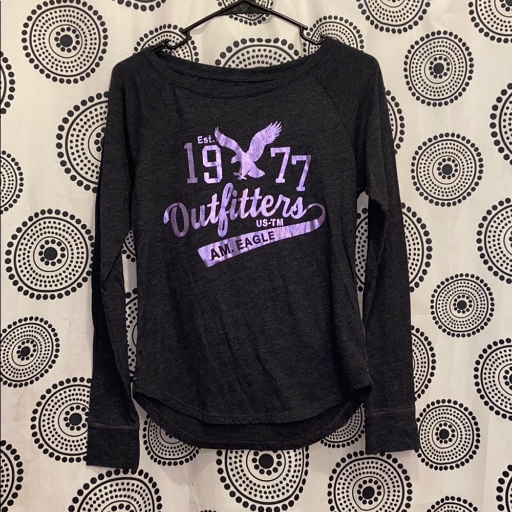 American Eagle long sleeve tee